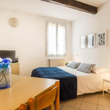 Al Pipái Apartman Ferrara Kültér fotó