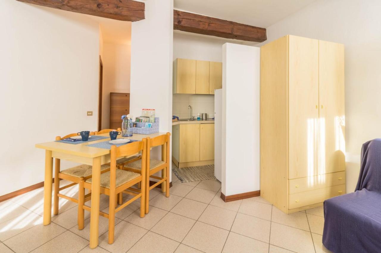 Al Pipái Apartman Ferrara Kültér fotó