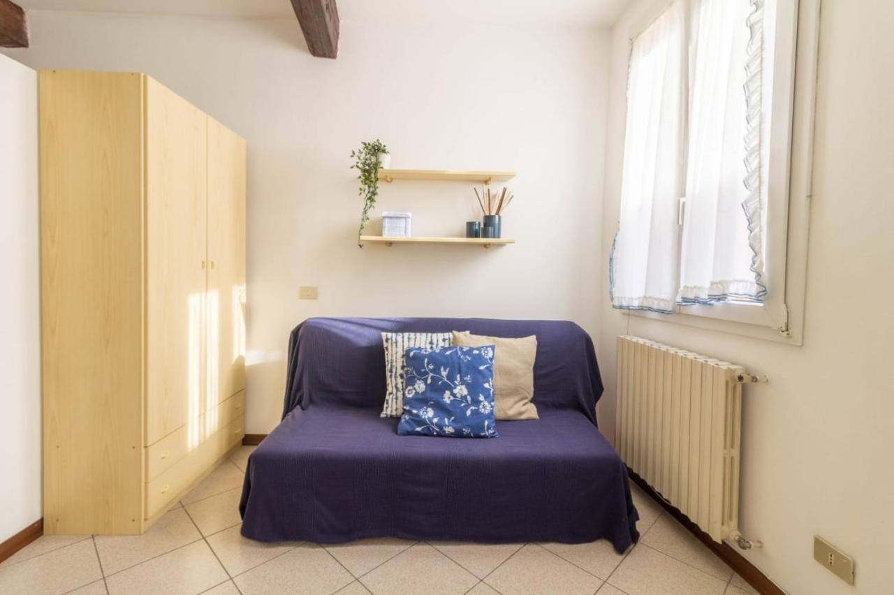 Al Pipái Apartman Ferrara Kültér fotó